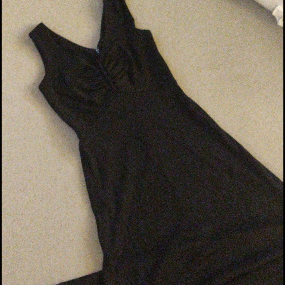 Black Vneck Strap Long Flowey Dress